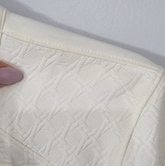 Ivanka Trump Ivory Bomber Jacket with Textured Fabric Size 6 - Picture 2 of 10
